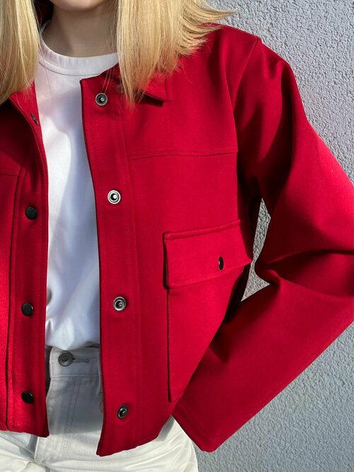 Пиджак , размер М, красный