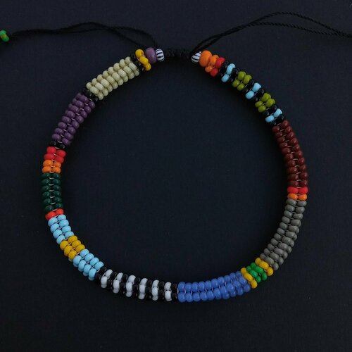 фото Плетеный браслет, бисер, 1 шт., размер 19 см, размер one size, черный, зеленый нет бренда