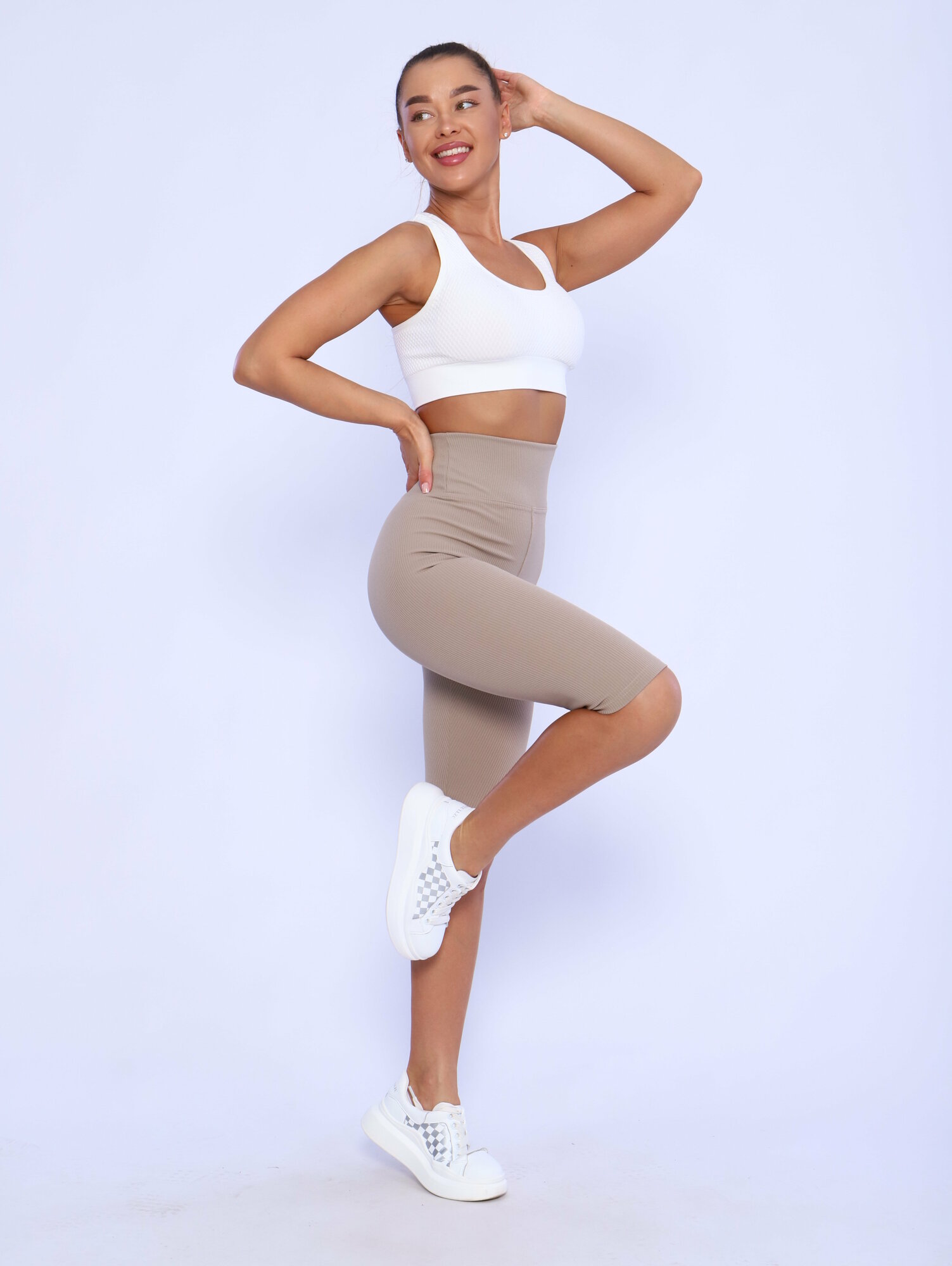 Шорты бежевый 