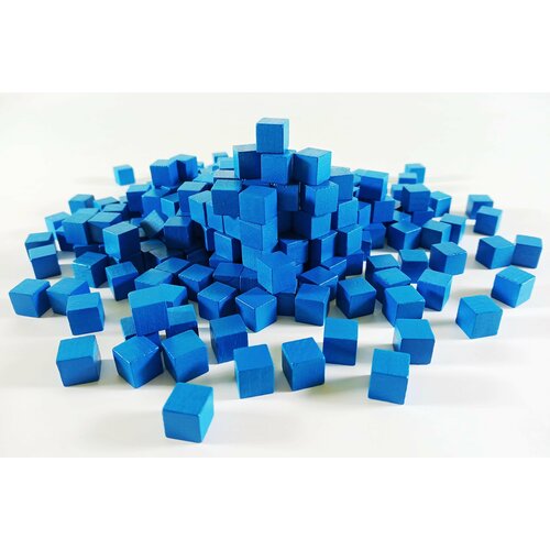 Деревянные кубические фишки синие (200 шт) / деревянные токены / деревянные кубики