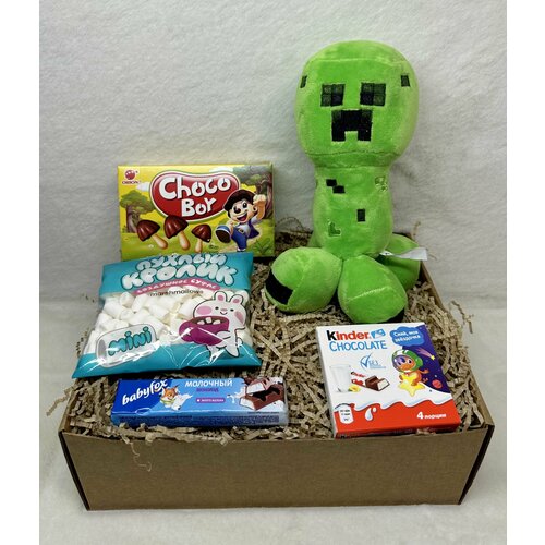 Подарочный набор для мальчика майнкрафт/ бокс сюрприз minecraft, мягкая игрушка Крипер 30 см, сладости Kinder шоколад, маршмеллоу, BabyFox, грибочки