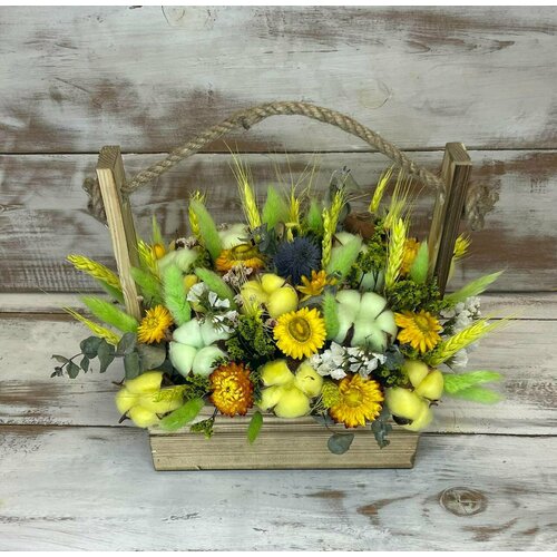 Композиция из сухоцветов 