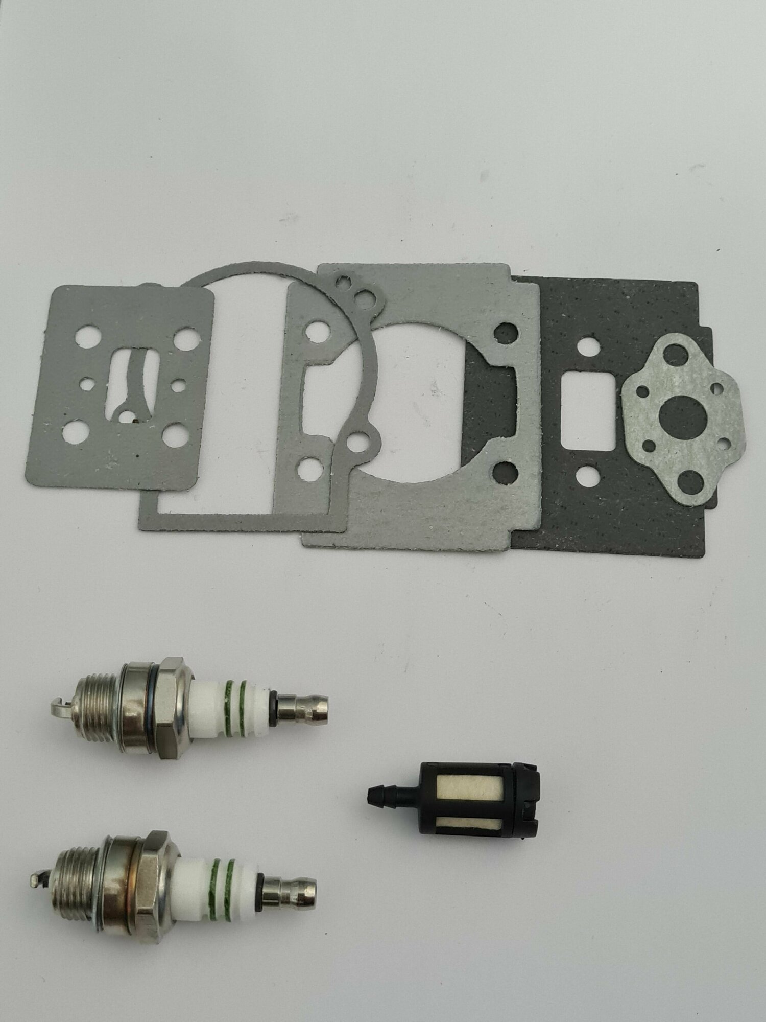 Набор прокладок для бензокосы мотокосы триммер 26 см3 / Фильтр топливный / Свеча зажигания 2шт /