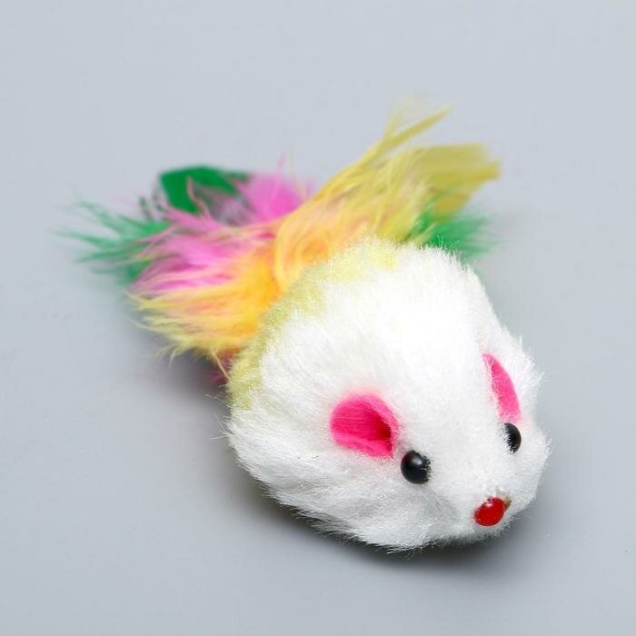 Игрушка для кошек "Малая мышь" с перьями, 5 см, микс цветов - фотография № 3