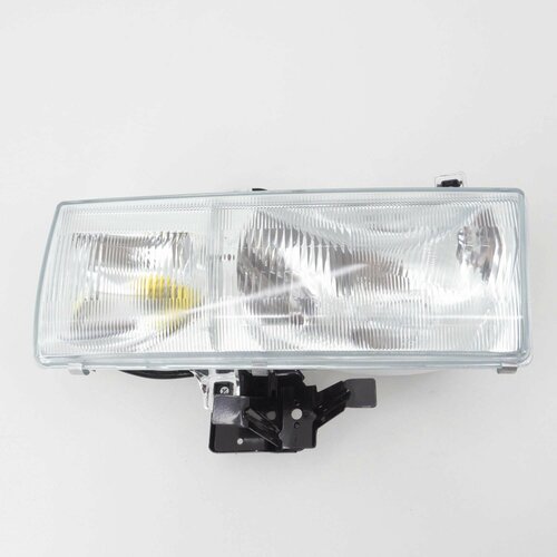 Фара NISSAN DIESEL MK210 с 1993 г левая, AUTODEPO