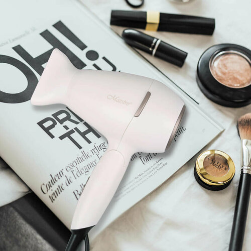 Фен с концентратором Maestro MR-205 187900₽