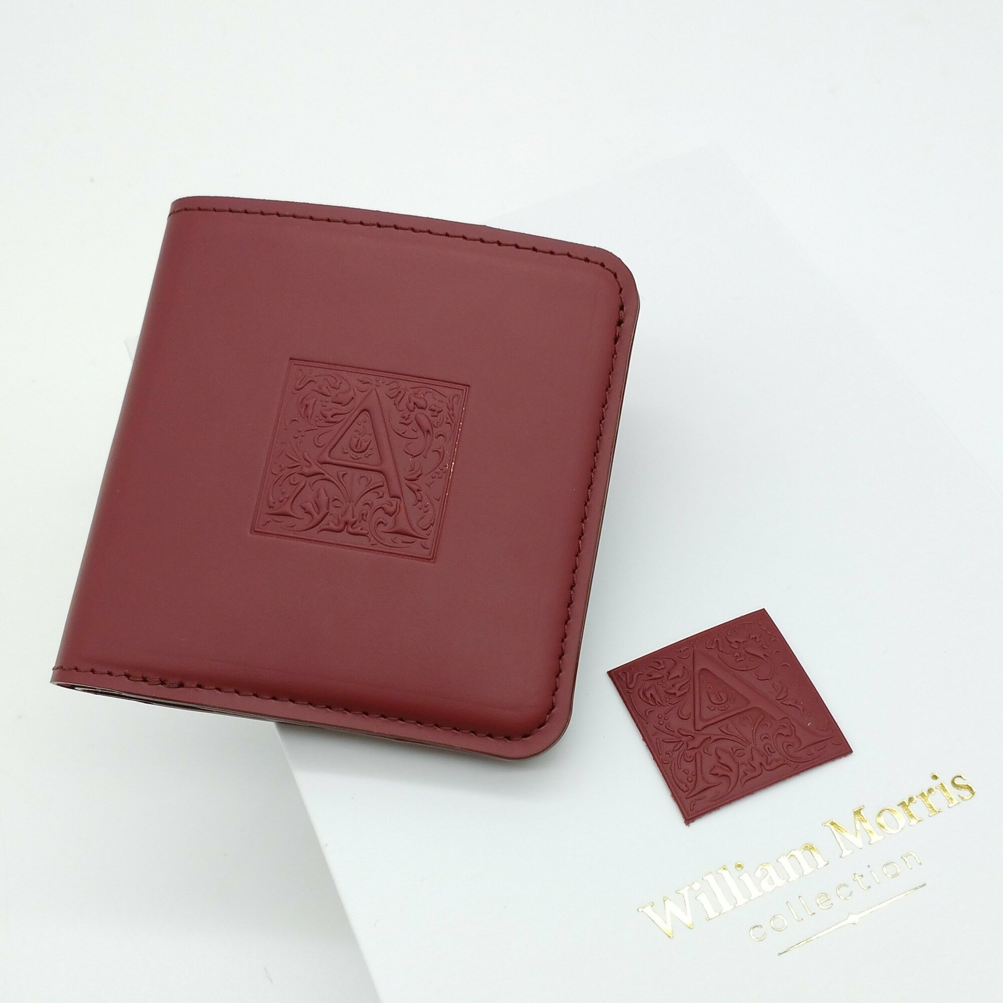 Кошелек William Morris, фактура глянцевая, бордовый