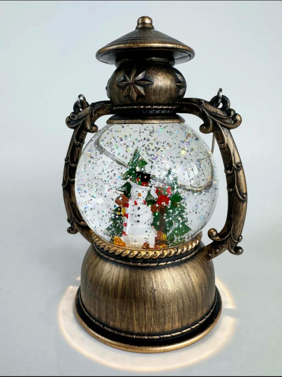 Новогодний шар со снегом подсветкой и музыкой