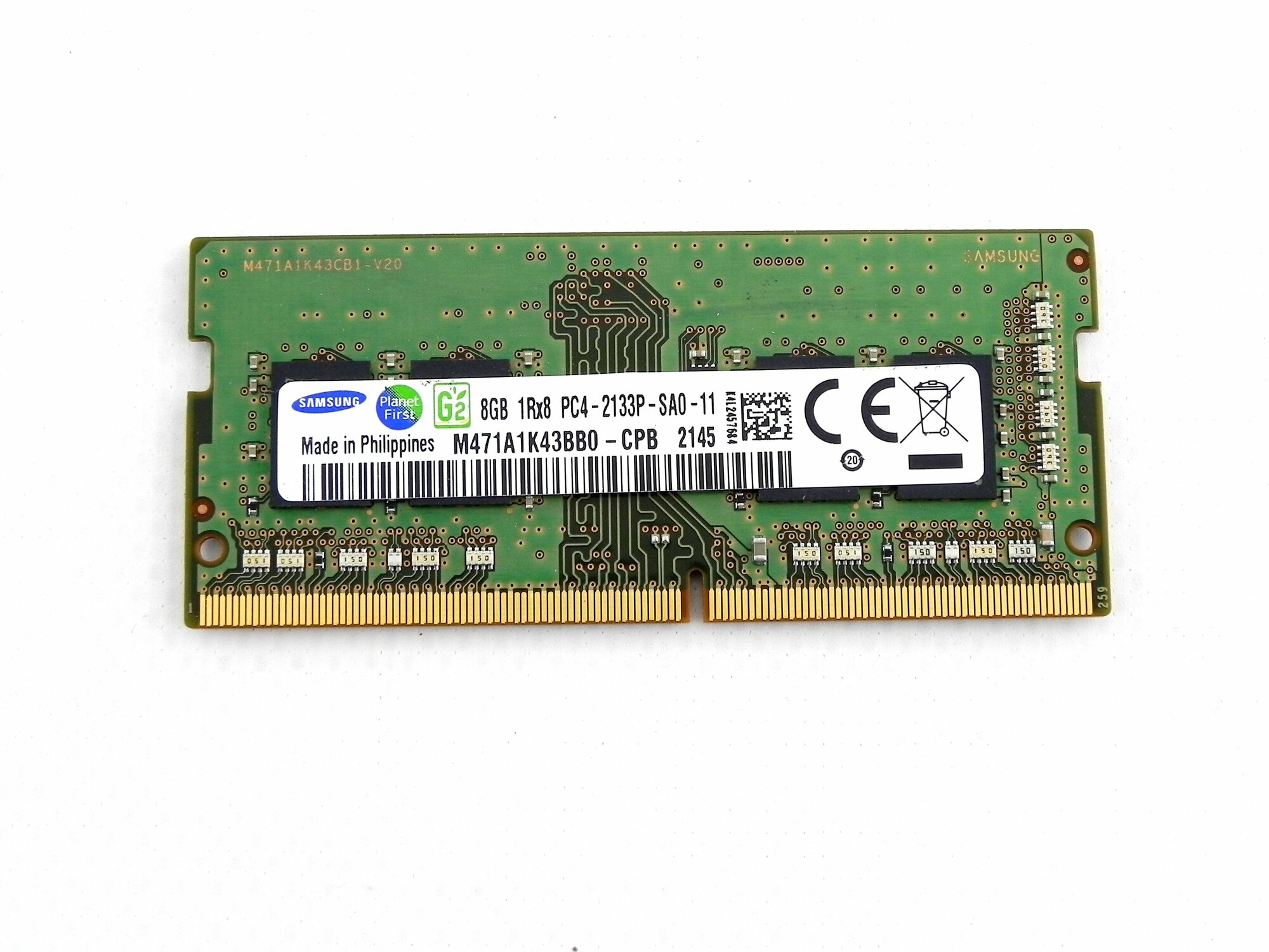 Оперативная память 8 ГБ 1 шт. 1Rx8 SO-DIMM Samsung M471A1K43BB0-CPB DDR4