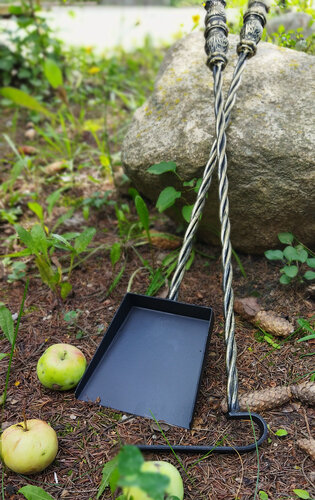 Изображение товара Кованые кочерга и совок, античное золото