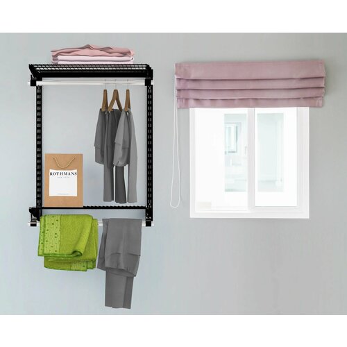 Черная гардеробная система с 2 штангами для вещей
