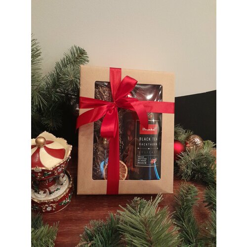 Чайный подарочный набор "Новогодний вайб" (чёрный чай с облепихой, 2 термокружки, ароматическая свеча, новогоднее украшение)