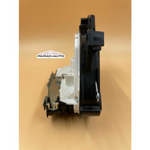 Замок передней правой двери SEAT Alhambra SKODA RapidYeti VOLKSWAGEN GolfJettaPoloSharan АРТ5K18370165K1837016B5K1837016D5K1837016C5K1837016H 3500₽