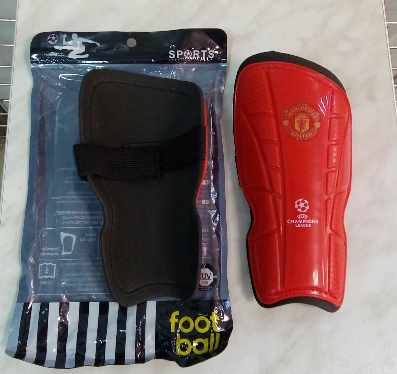 Для футбола манчестер юнайтед Детские щитки футбольные клуба MANCHESTER UNITED (англия) защита ног красные