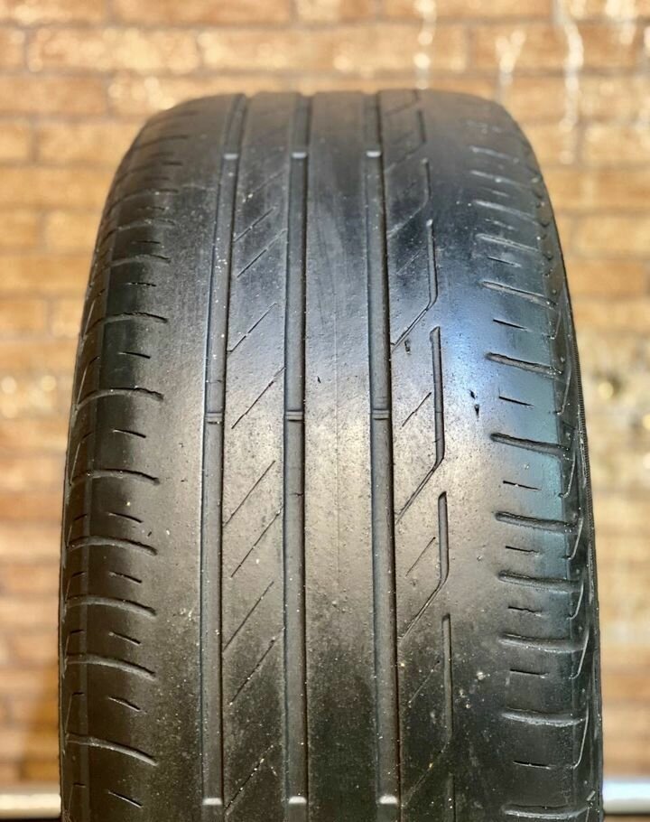 Bridgestone Turanza T001 225/55 R17