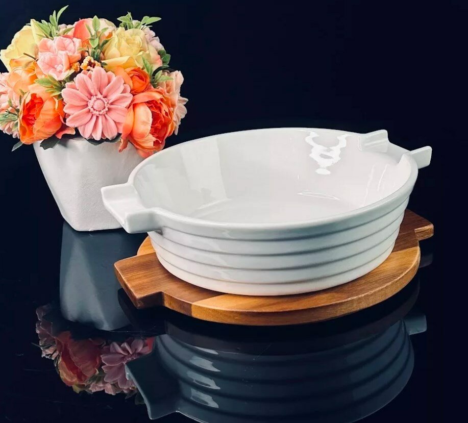 фото Круглое блюдо для запекания 24см с дерев. крышкой-подставкой Фарфор 142-118 118-142-118