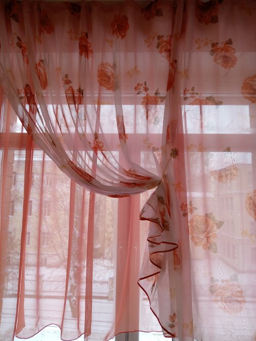 Комплект штор полупрозрачный из вуали с рисунком оранжевый выс. 180см. шир.270см 2шт. на одной тесьме в комнату; для кухни и спальни