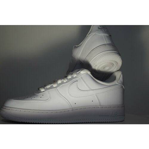 фото Кроссовки nike, размер 41 eu, белый