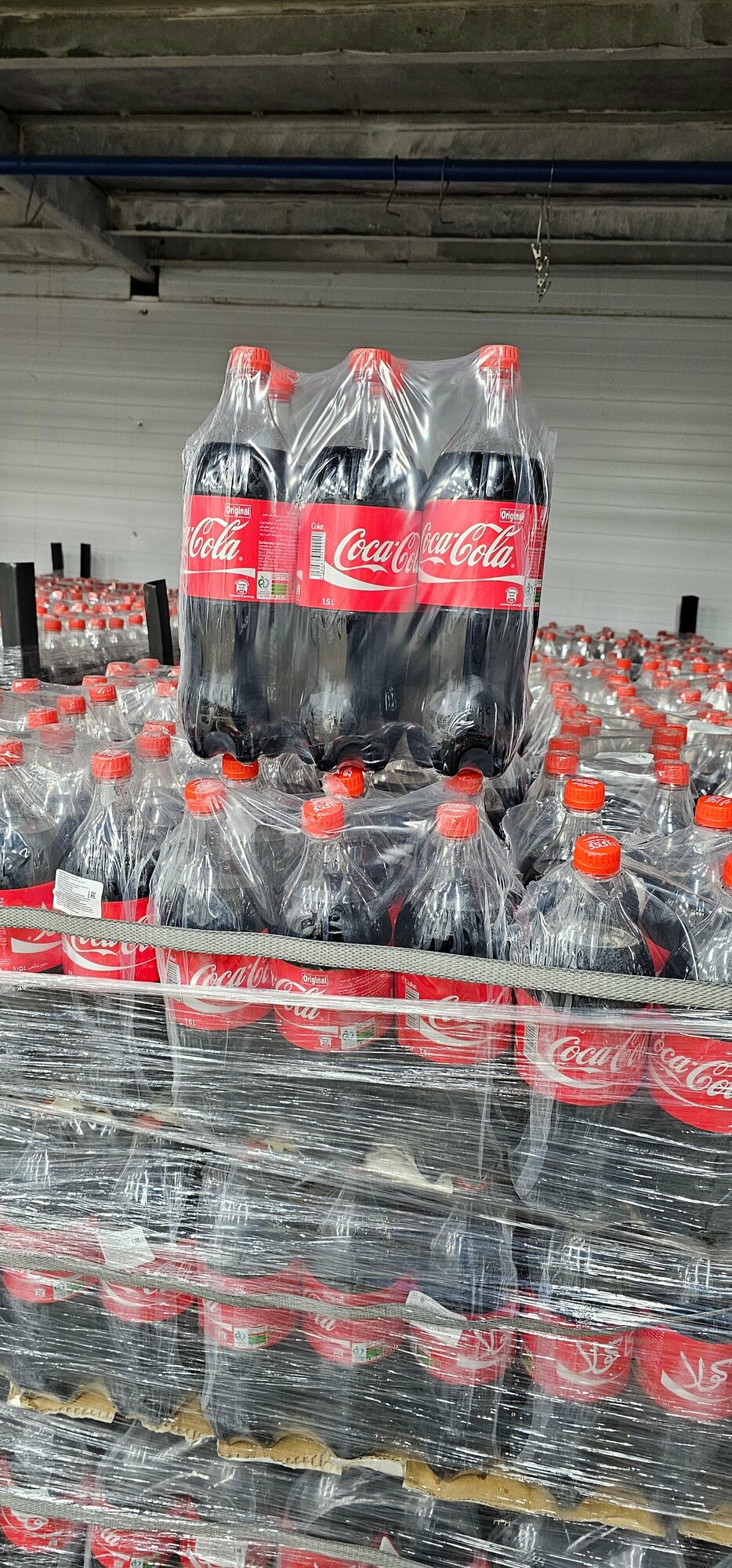 Газированный напиток Coca-Cola 1,5 л Оригинал 6 шт х 1,5 л Кока-Кола 6 шт 1,5 л Иран - фотография № 8