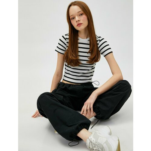 фото Футболка koton, размер s, красный