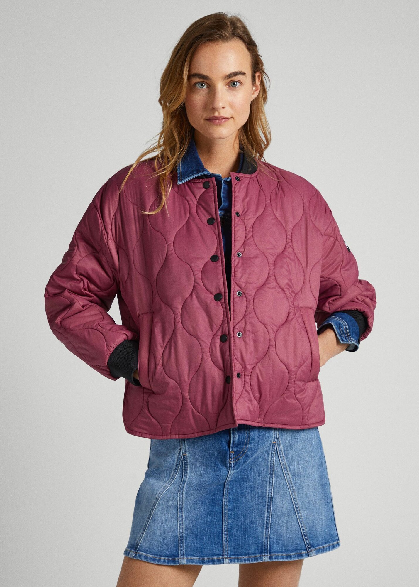 Куртка Pepe Jeans Осень-зима 2023 размер S бордовый