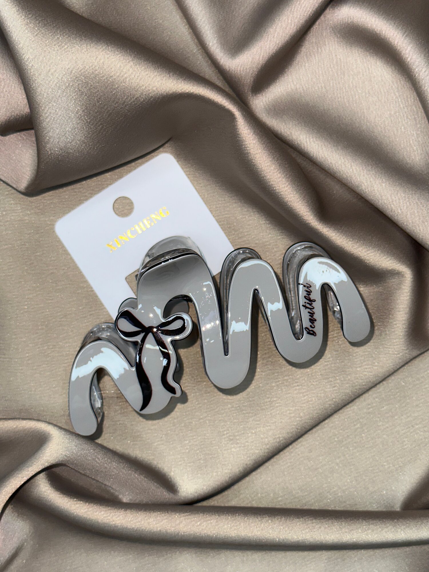 Стильная , модная заколка "спиралька", премиум-качество люкс, в корейском стиле, цвет серый