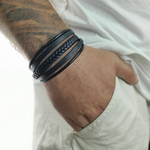 фото Браслет, размер 21 см, серебряный, черный нет бренда