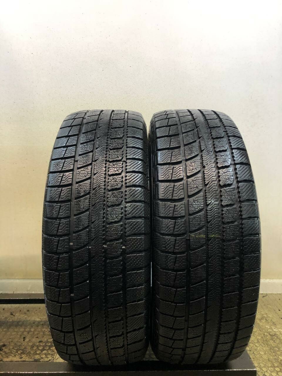 Toyo Winter Tranpath MK3 215/65 R16 БУ Шины Зимние