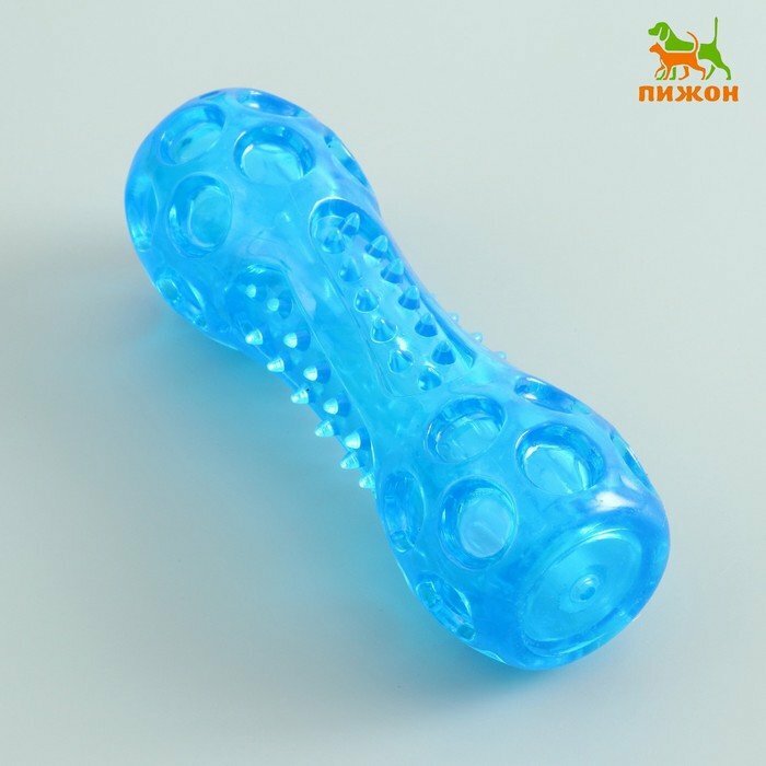 Игрушка-палка из термопластичной резины с утопленной пищалкой, синяя - фотография № 1