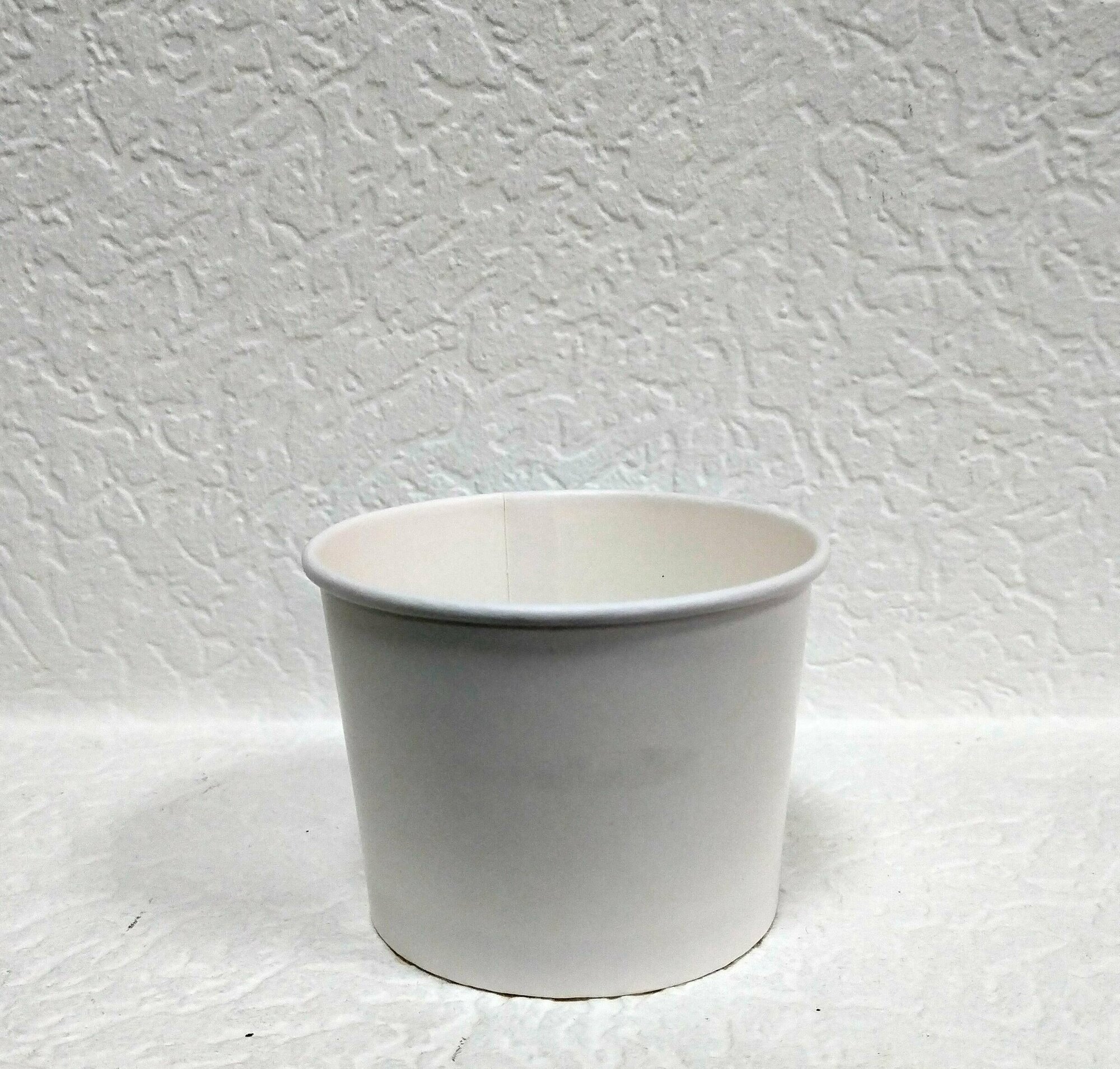 фото Креманка-стакан, бумажная белая, для десертов, 300мл, 25 шт