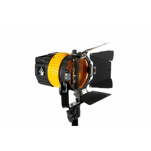 Аккумуляторный светодиодный осветитель FST SPL-1200 точечный фокусируемый 1795500₽