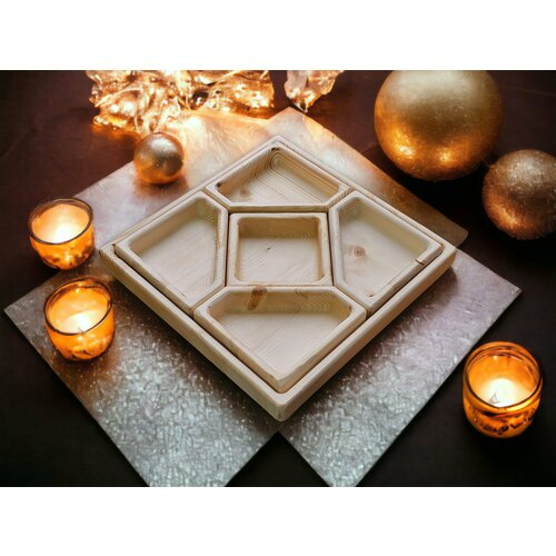 Менажница пятисекционная / Тарелка для закусок (27х27 см) (хвоя)