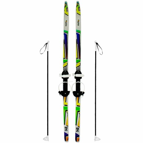 Лыжи подростковые Снежный гонщик с палками, серые 140/105см Dvizhok