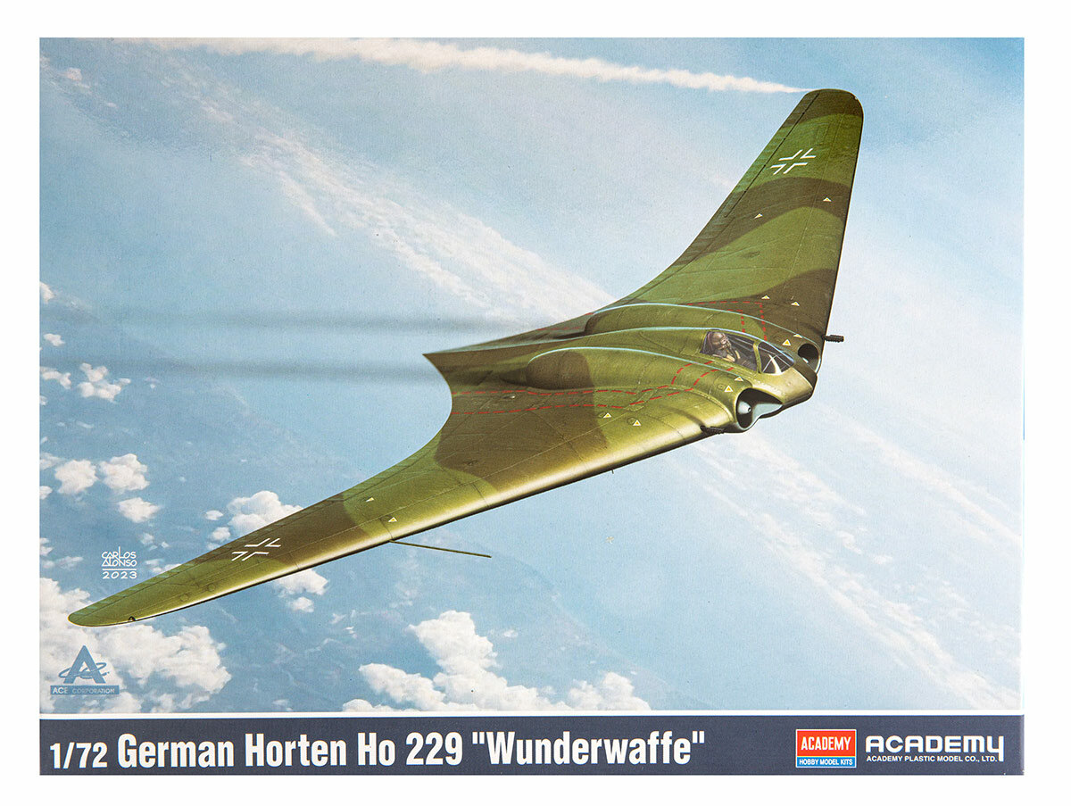 12583 Academy Немецкий реактивный самолёт Horten Ho 299 'Wunderwaffe' (1:72)