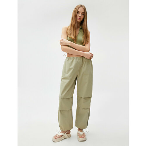 фото Брюки koton, размер 44, хаки