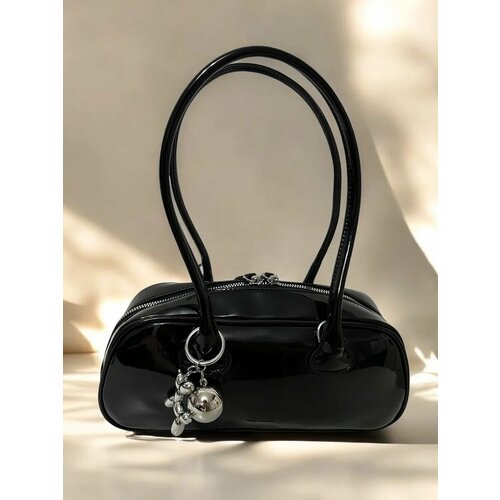 Сумка багет , фактура гладкая, черный