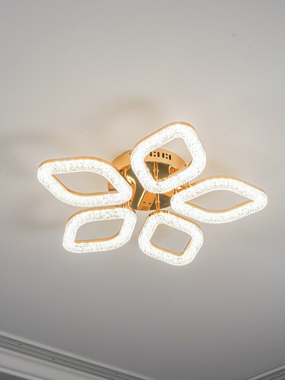 Люстра потолочная LED, с пультом,3 режима освещения, с кристаллами, для спальни, зала, кухни, Золотой