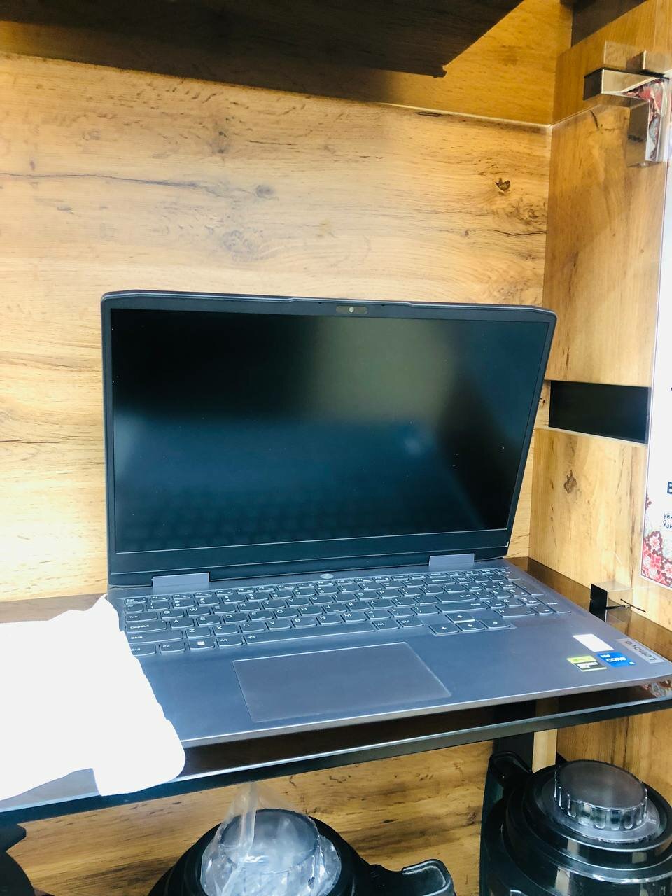 Ноутбук Lenovo Celeron 4020, SSD 256 GB, 8 GB RAM, Windows 10