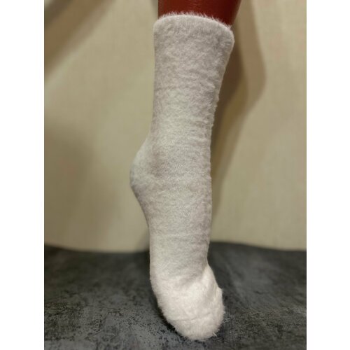 фото Женские носки средние, размер 37/41, белый 330 r