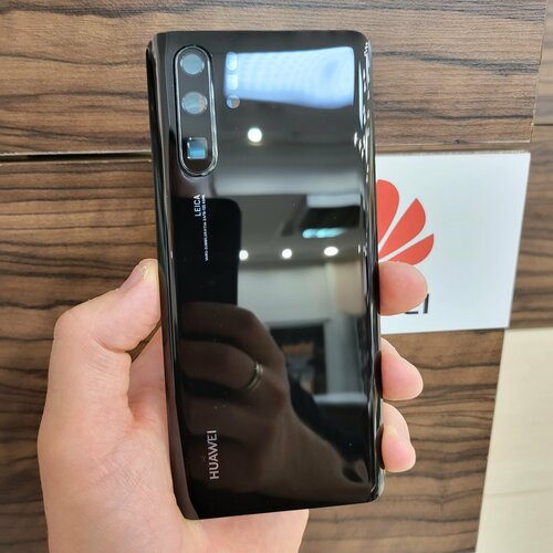 Крышка для Huawei P30 Pro - копия оригинала задняя стеклянная панель (чёрного цвета)
