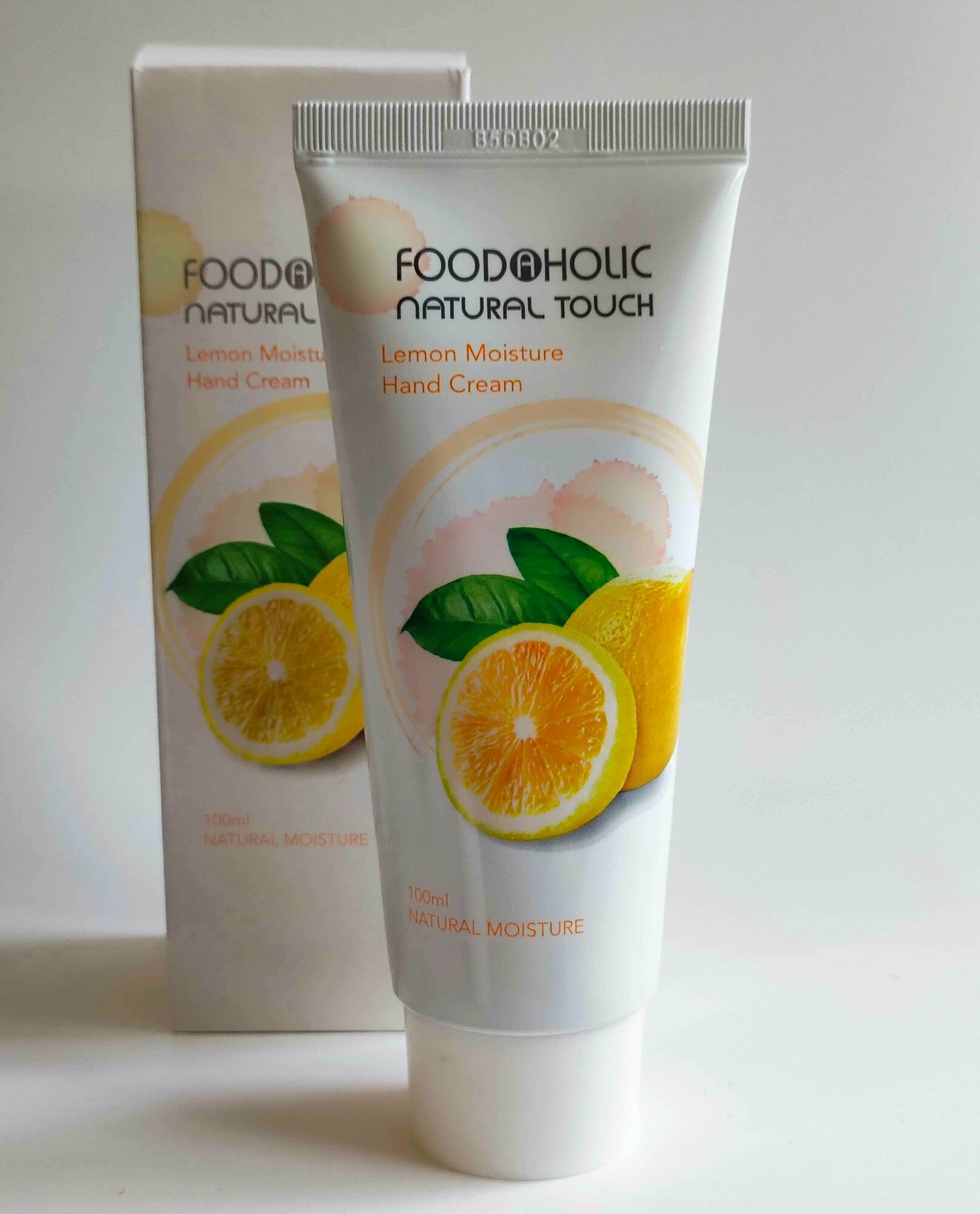 Крем для рук с экстрактом лимона FOODAHOLIC Lemon Moisture Hand Cream корейский 100 мл