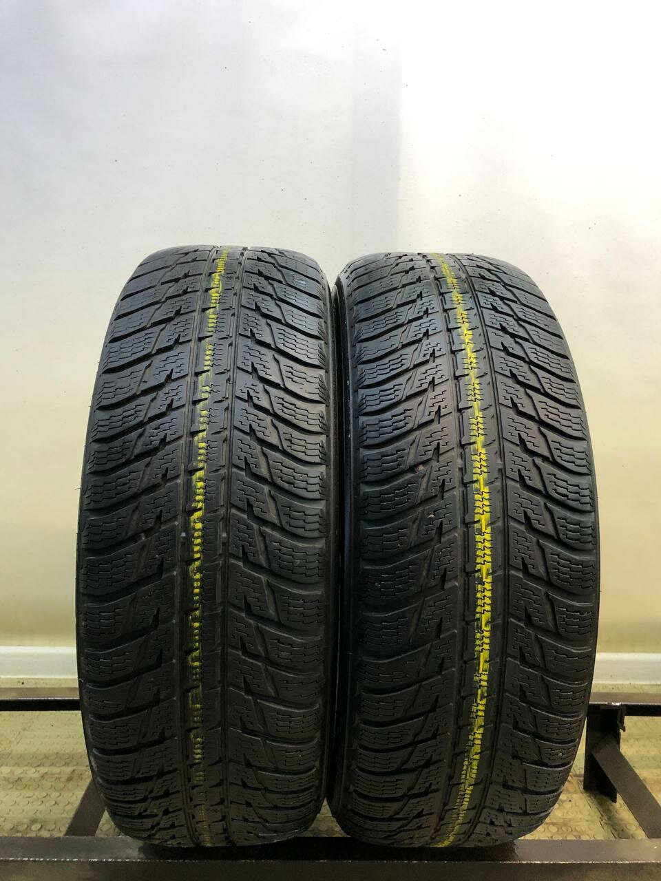 Nokian WR SUV3 235/65 R17 БУ Шины Зимние