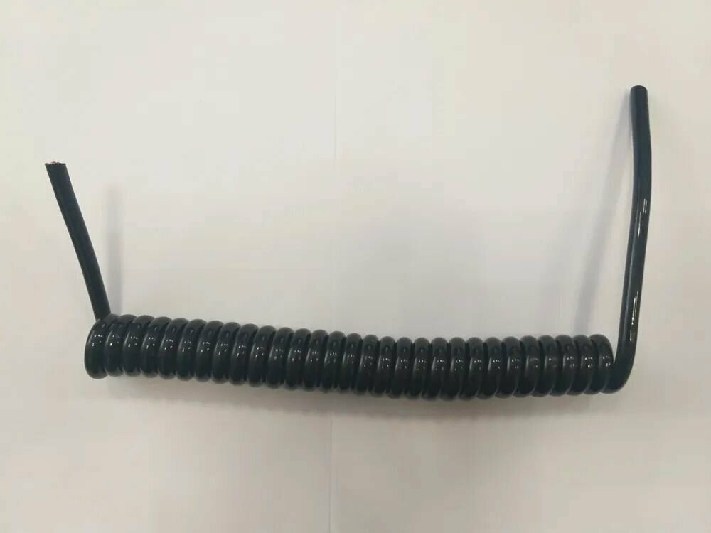 Спиральный кабель полиуретановый 3х075/220-1000/мм черный