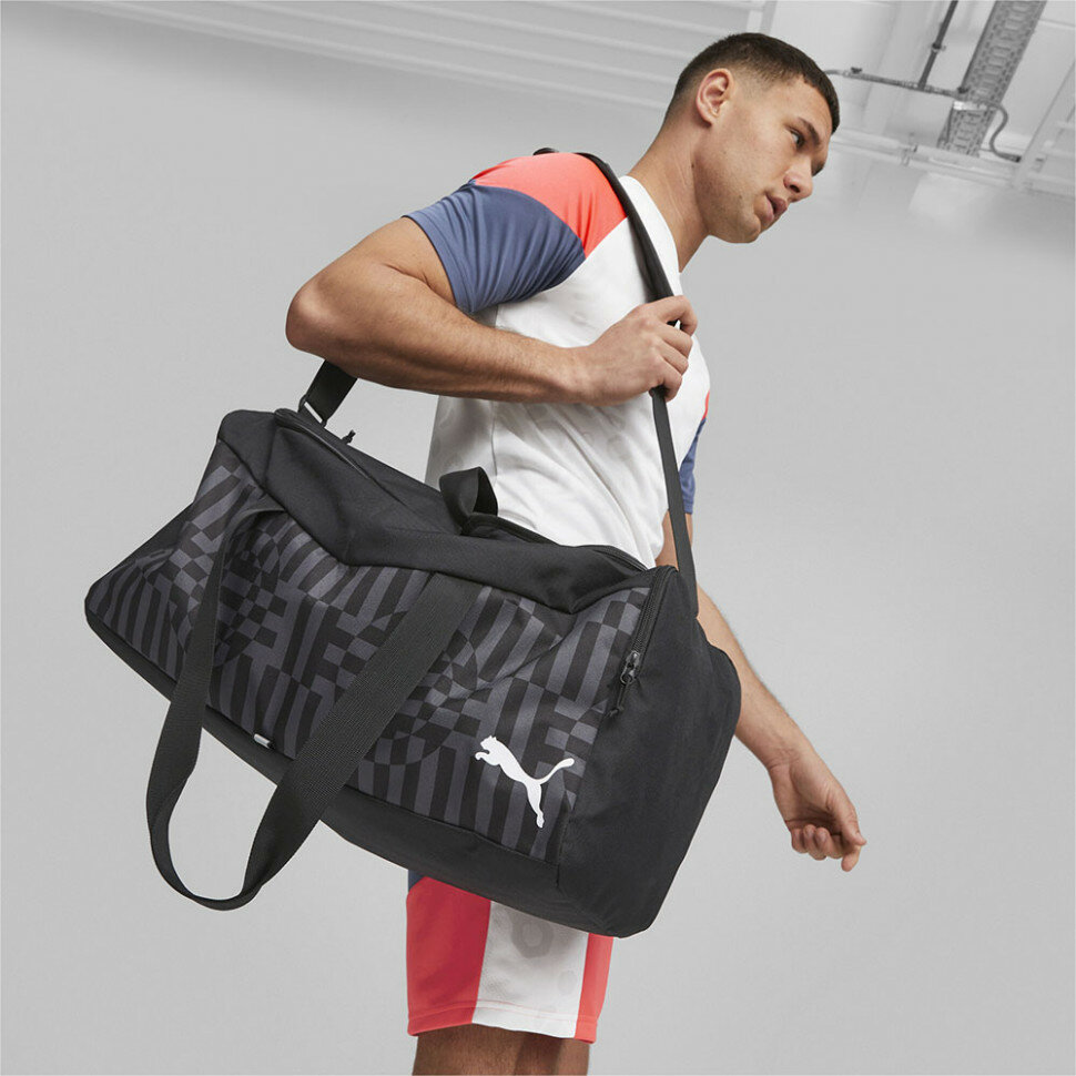 Сумка спортивная PUMA IndividualRISE Medium Bag, черный - фотография № 3