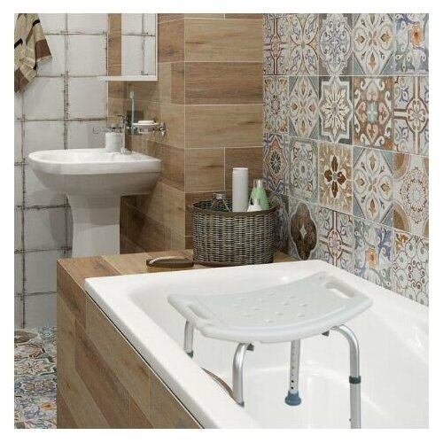 Стул в ванну MEGA-342 ширина по ножкам- 405-410 мм 3700₽