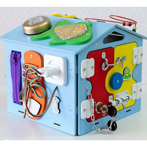 Бизиборд Домик со светом Малышок Бизидом, игрушки для девочек, мальчиков, подарки детям