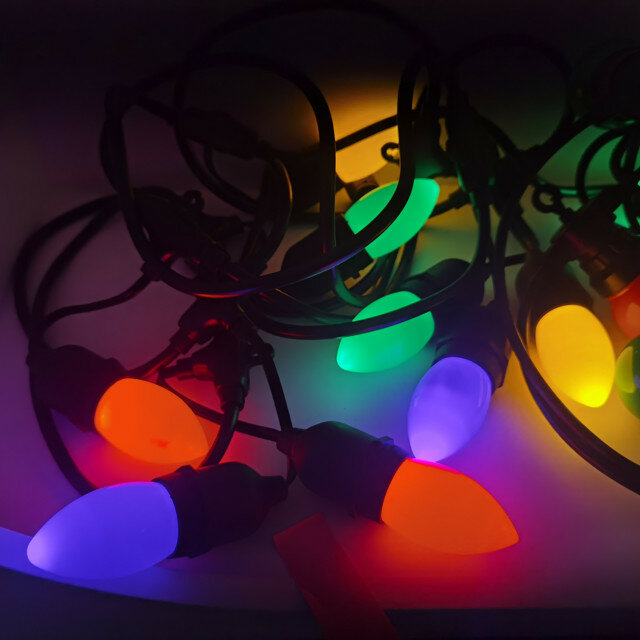 Гирлянда нить MAXIJOY   Лампочки свечи  5 м  10 LED  мульти свет  IP44