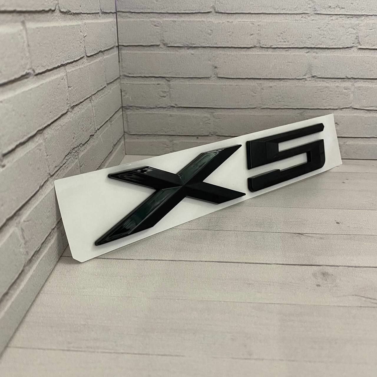 Эмблема шильдик для BMW БМВ X5 черный глянец