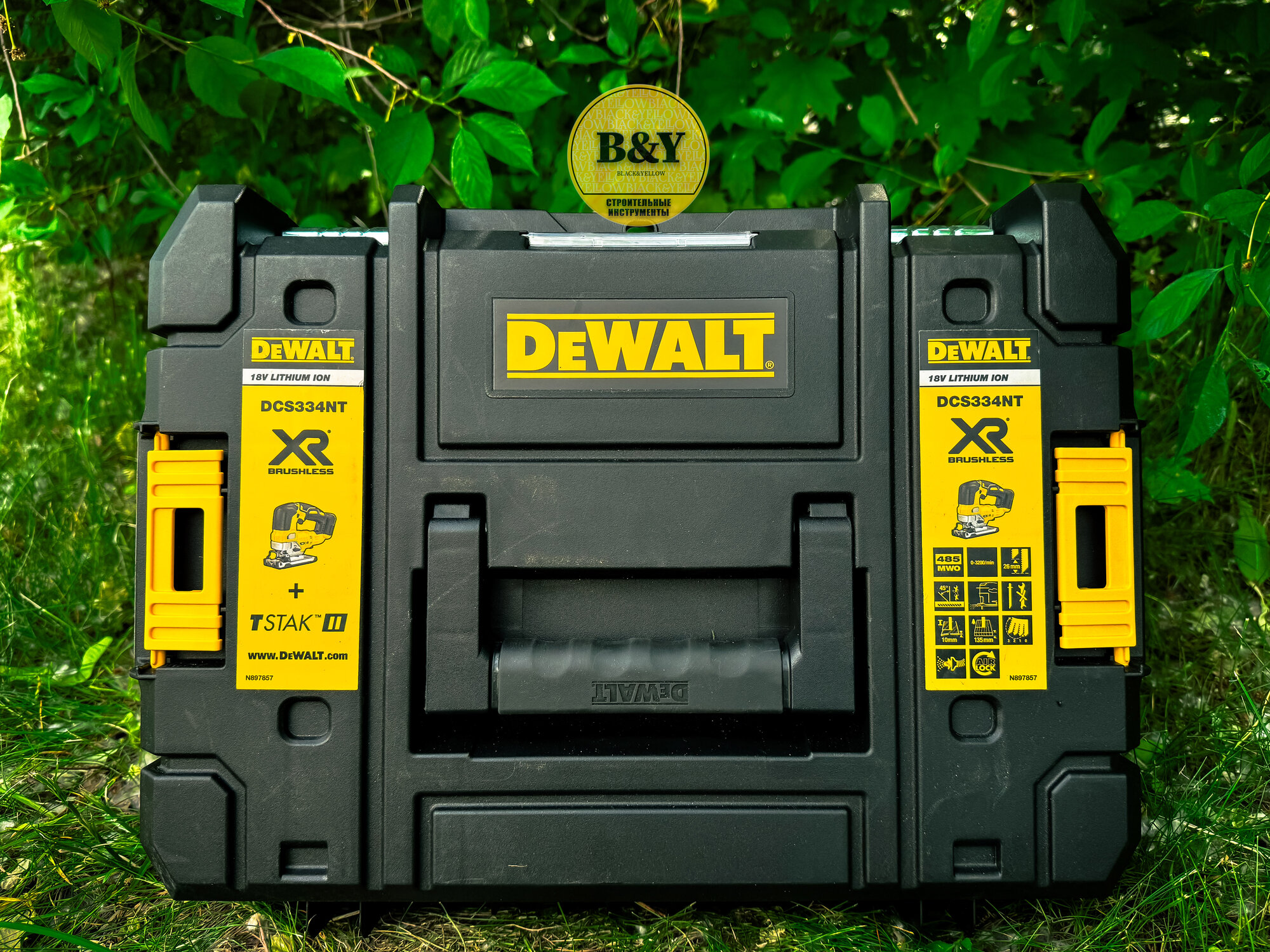 Аккумуляторный лобзик DeWalt DCS334NT 18В