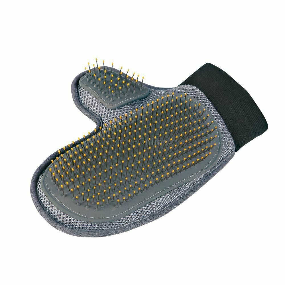 фото Щетка массажная для кошек и собак Trixie Fur Care Glove, размер 18x24см, серый